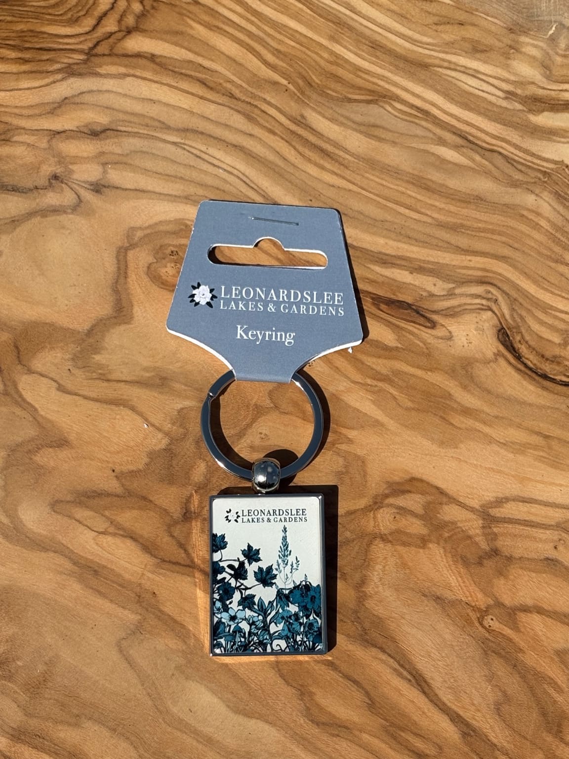Leonardslee Botanical Keyring