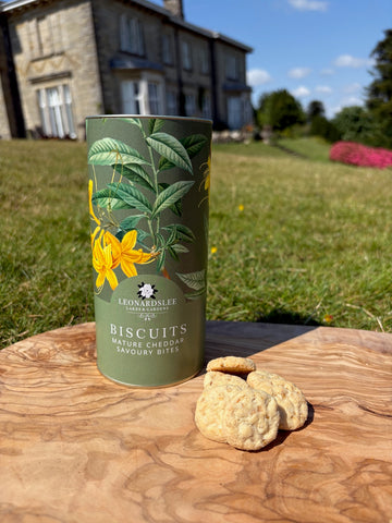 Leonardslee Mature Cheddar Savoury Biscuits